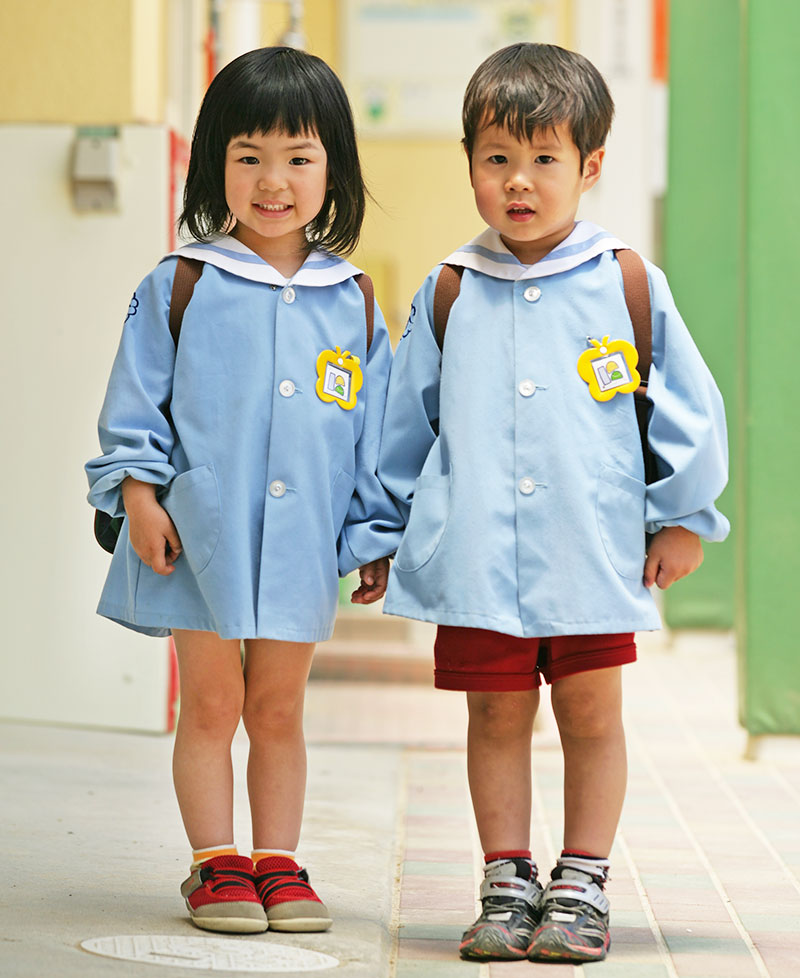 東箱崎保育園 制服一式（90センチ）➕通園カバン - 福岡県の子供用品